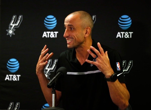 Ronald Cortes/Getty Images/ Manu Ginobili, ídolo dos Spurs. 