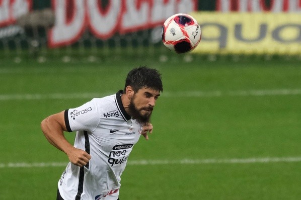 Bruno Mendez deve ser negociado pelo Corinthians (Foto: Marcello Zambrana/AGIF)