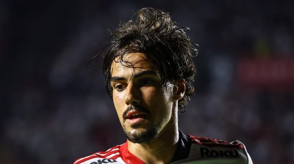 Igor Gomes está na mira do Botafogo (Foto: Marcello Zambrana/AGIF)