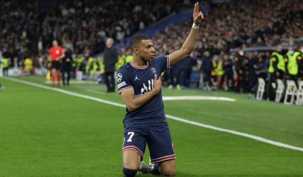 Mbappé deve ser contratado pelo Real Madrid (Foto: Getty Images)
