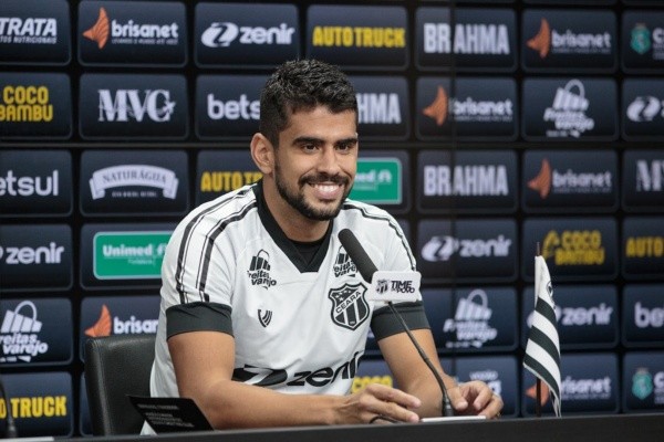 Zé Roberto ganhará chance no ataque - Foto: Felipe Santos/Ceará