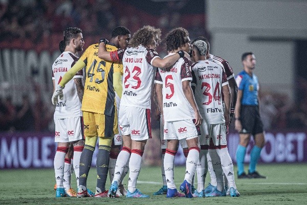 Heber Gomes/AGIF/ Flamengo em campo. 