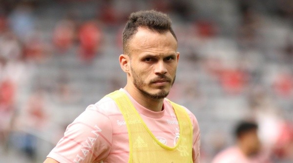 Renê chegou nesta temporada para atuar no Internacional (Foto: Joao Vitor Rezende Borba/AGIF)