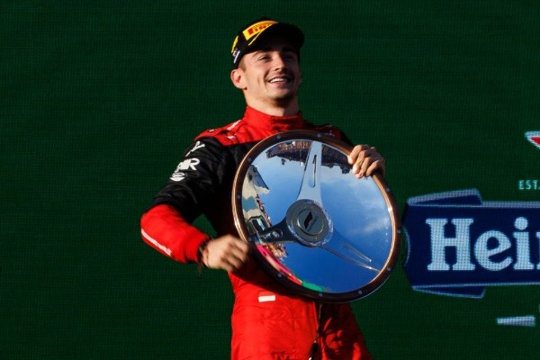 TPN/Getty Images/ Leclerc no pódio na Austrália. 