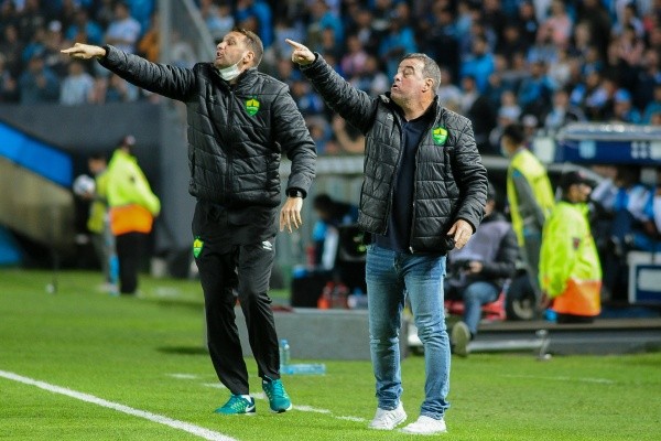 Foto: Fotobairesarg/AGIF – Dourado foi derrotado após 12 partidas de invencibilidade