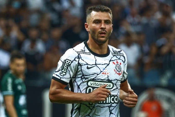 Júnior Moraes tem sido desfalque no Corinthians ( Foto: Marcello Zambrana/AGIF )