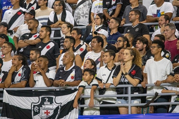 Foto: (Celio Junior/AGIF) - A torcida do Vasco tem mostrado seu descontentamento com o trabalho de Zé Ricardo