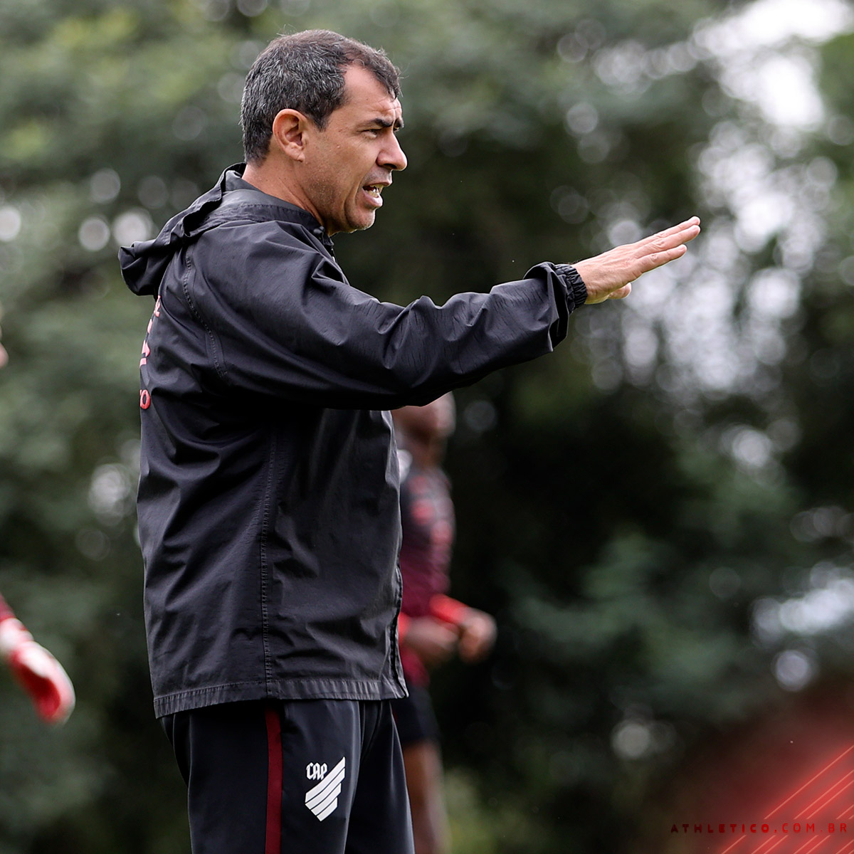 Twitter / Divulgação/ Pablo, Marlos, Pedrinho e mais oito; provável escalação do Athletico-PR para estrear na Copa do Brasil. 