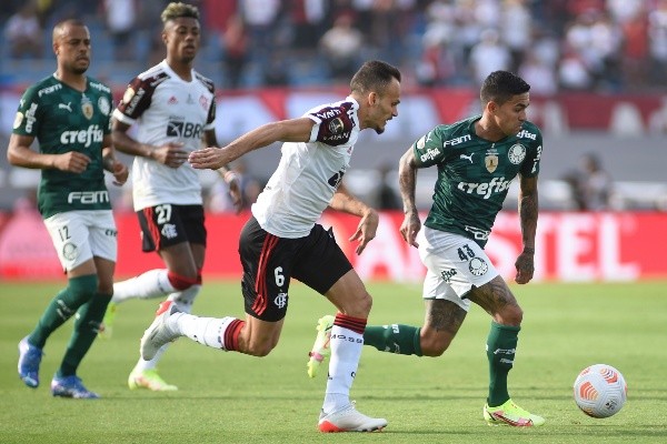 FocoUy/AGIF/ Flamengo x Palmeiras em campo. 