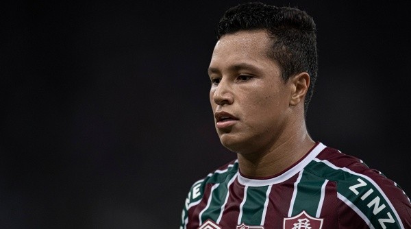 Marlon negocia saída do Fluminense (Foto: Jorge Rodrigues/AGIF)