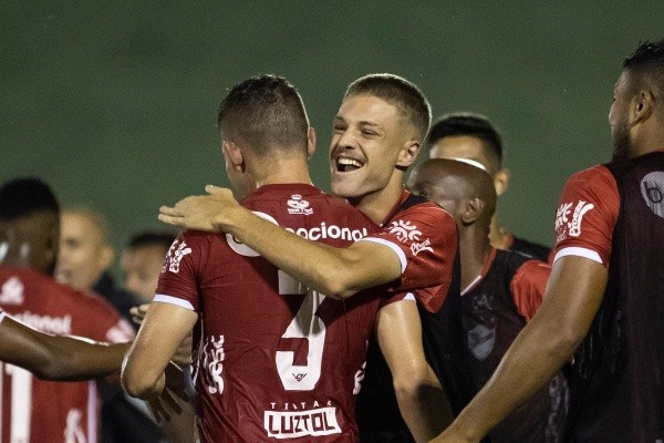 Foto: Diogo Reis/AGIF – A última vitória do Vila Nova foi em março sobre o Goianésia