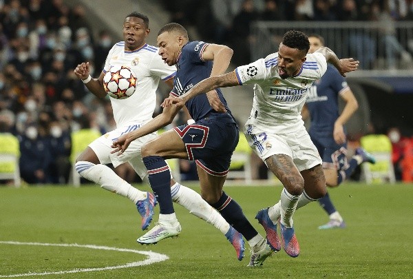 Foto: (Anadolu Agency/Getty Images) - A eliminação para o Real Madrid na Champions League deixou Mbappé mais distante do PSG