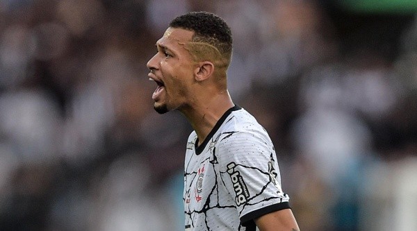 João Victor fez boa partida pelo Corinthians (Foto: Thiago Ribeiro/AGIF)
