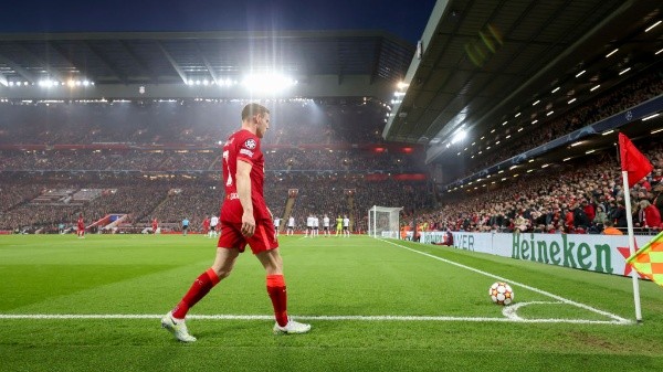 Steve Welsh/vi/DeFodi Images via Getty Images/ Jogo da Champions League. 
