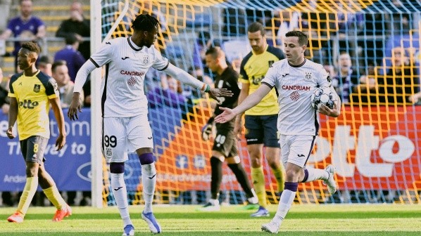 Divulgação/Twitter RSC Anderlecht