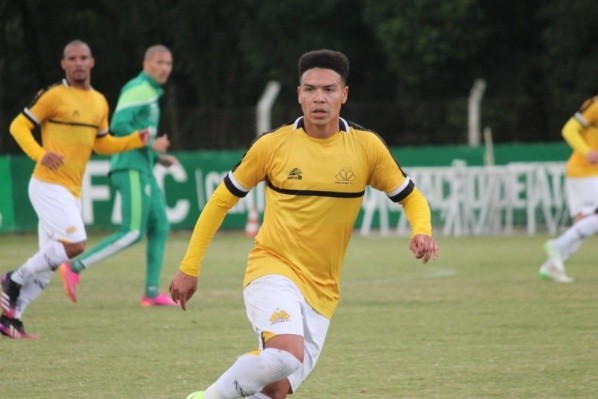 Reproução Twitter Criciúma/  'Precisa de mais ritmo'; Marquinhos Gabriel projeta temporada do Criciúma. 