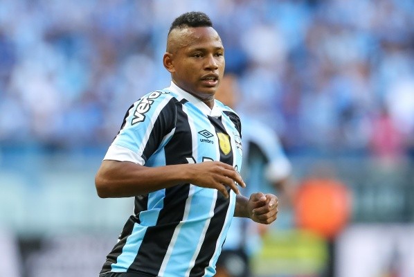 Foto: Pedro H. Tesch/AGIF – Campaz foi alvo de críticas por parte da torcida gremista nas redes sociais