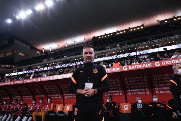 Ettore Chiereguini/AGIF/ Vítor Pereira. 