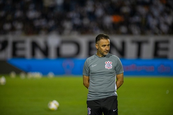 Marcos Zanutto/AGIF/ Vítor Pereira. 