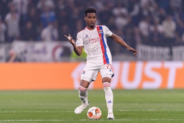 Foto:Marcio Machado/Eurasia Sport Images/Getty Images     Thiago Mendes interessa ao Palmeiras