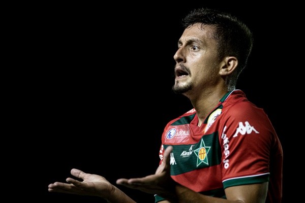 Foto: Jorge Rodrigues/AGIF – Sánchez estava na Portuguesa-RJ no início do ano