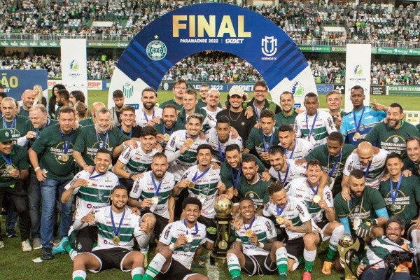 Foto: (Robson Mafra/AGIF) - Castán foi uma das peças fundamentais do Coritiba na conquista do Estadual