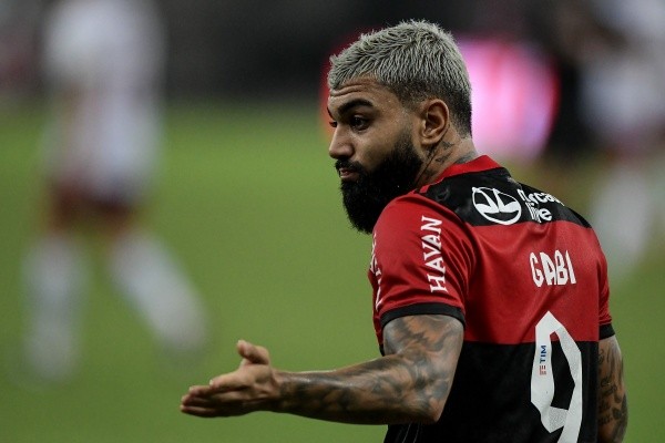 (Foto: Thiago Ribeiro/AGIF)