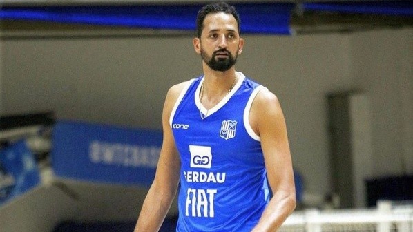  REPRODUÇÃO / INSTAGRAM/ Maurício Souza em quadra pelo Minas.