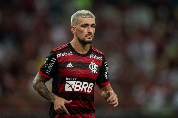 Thiago Ribeiro/AGIF/ Arrascaeta deve voltar ao time titular para o duelo contra o Talleres. 