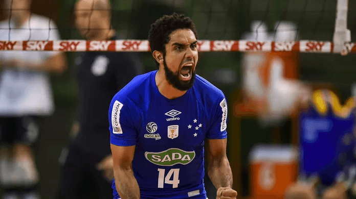 Cachopa, levantador do Cruzeiro, renovou por mais uma temporada — Foto: Divulgação / Cruzeiro