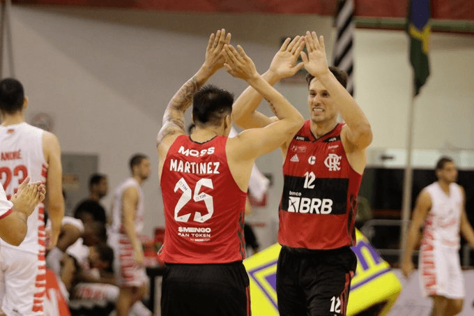 Helena Petry/Flamengo - Rubro-negro está na semi do NBB