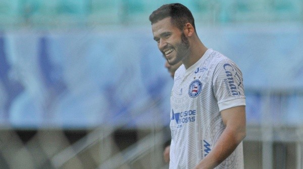 Patrick de Lucca está na mira de portugueses (Foto: Jhony Pinho/AGIF)