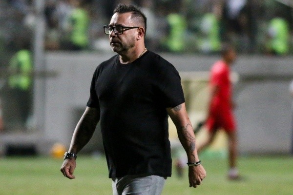 Foto: (Fernando Moreno/AGIF) - Antonio Mohamed não tem sido unanimidade entre a torcida do Galo