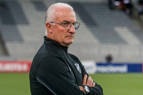 Foto: (Gabriel Machado/AGIF) - Dorival Júnior tem sofrido com o alto número de desfalques desde que chegou ao Ceará