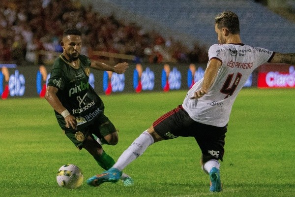 Aldo Carvalho/AGIF/ Flamengo e Altos-PI em campo pelo primeiro duelo da Copa do Brasil. 