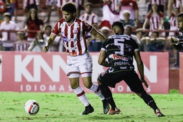 Foto: (Rafael Vieira/AGIF) - Victor Ferraz também deve ficar de fora do duelo contra o Cruzeiro