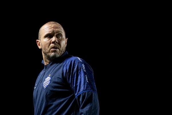 Foto: (Jorge Rodrigues/AGIF) - Mozart espera que o CSA se recupere na Série B já na partida contra o Operário-PR