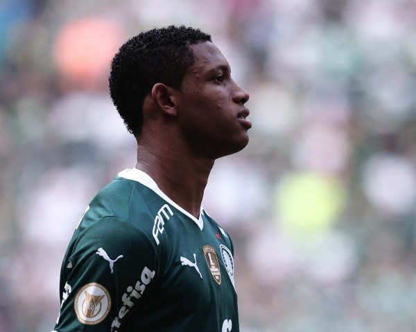 Foto: Ettore Chiereguini/AGIF – Danilo pode ter valorização em caso de uma convocação para a Copa do Mundo