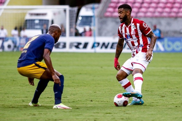 Foto: (Rafael Vieira/AGIF) - Júnior Tavares é um dos desfalques do Náutico para encarar o CSA