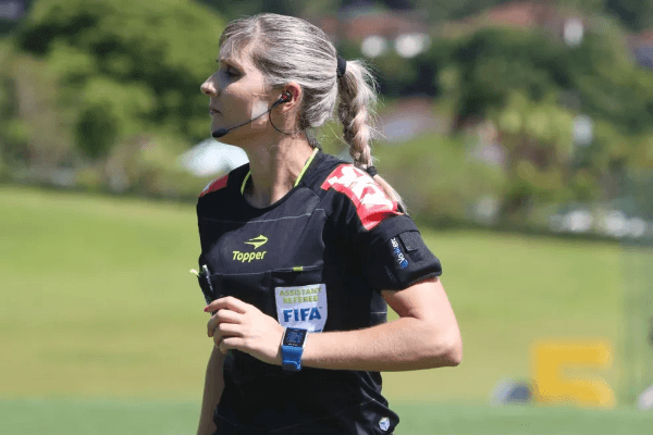 Kin Saito/CBF/ Neuza Inês Back será a primeira mulher brasileira assistência da arbitragem a trabalhar na Copa do Mundo.