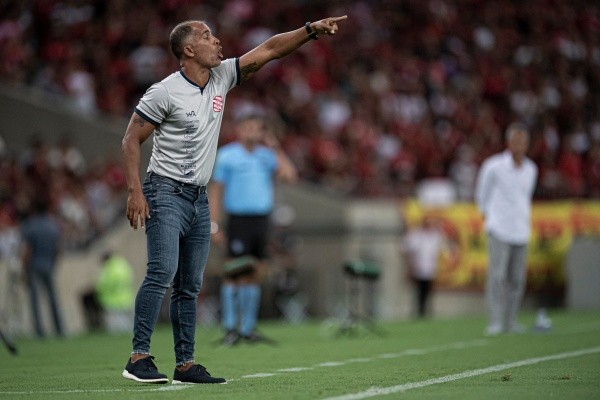 Foto: Jorge Rodrigues/AGIF – Felipe Loureiro, ex-Bangu, foi o escolhido para ser o técnico do Confiança