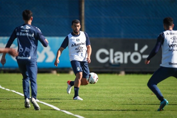 Foto: (Lucas Uebel/Grêmio FBPA) - Edilson também deve voltar a ficar à disposição no Grêmio Foto: (Lucas Uebel/Grêmio FBPA) - Edilson também deve voltar a ficar à disposição no Grêmio