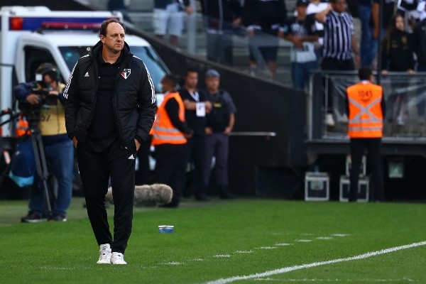 Foto: (Marcello Zambrana/AGIF) - Ceni também fez questão de valorizar os grandes ativos do São Paulo no mercado