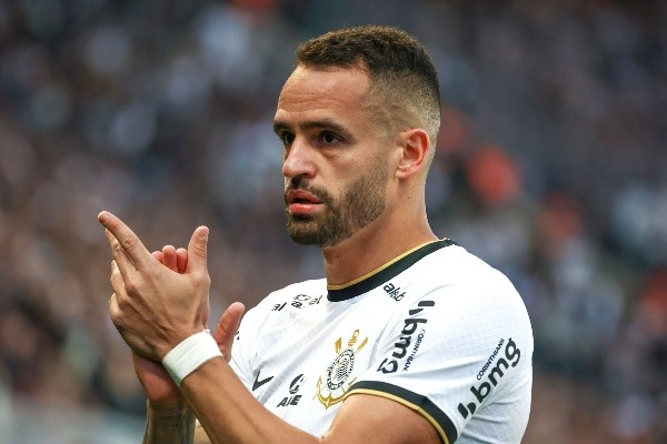 Foto: (Marcello Zambrana/AGIF) - Renato Augusto tem sido um dos destaques do Corinthians desde a temporada passada