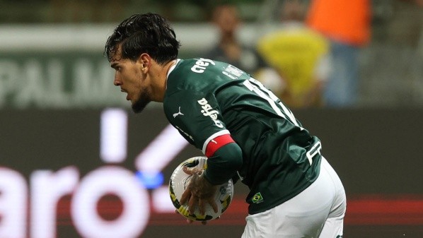 Foto: Cesar Greco / Ag. Palmeiras – Gustavo Gómez será titular absoluto na defesa do Palmeiras diante do Santos