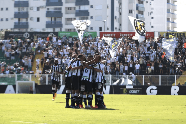 Patrick Floriani/FFC/ Figueirense em campo. 