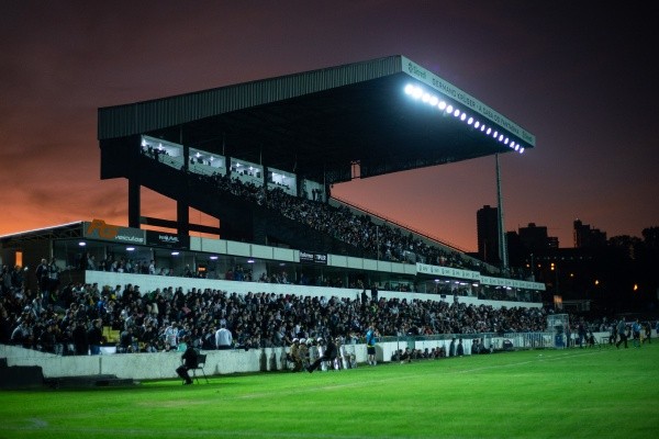 Foto: (Joao Vitor Rezende Borba/AGIF) - O Operário espera se recuperar na Série B com o apoio de sua torcida