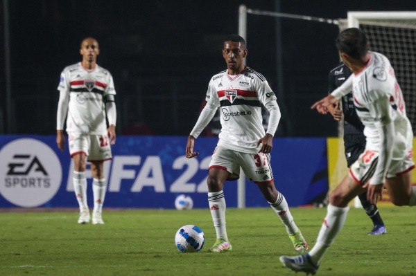 Marcello Zambrana/AGIF/ São Paulo em campo na Sul-Americana. 