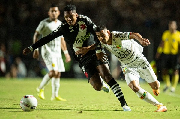 Foto: (Jorge Rodrigues/AGIF) - O Brusque não conseguiu aproveitar as oportunidades no ataque contra o Vasco