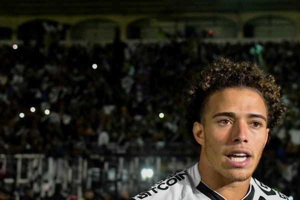 Figueiredo: dúvida até a hora da partida – Foto: Thiago Ribeiro/AGIF